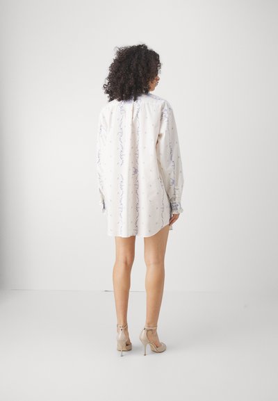 Philosophy di Lorenzo Serafini DRESS - Marškininė suknelė - white