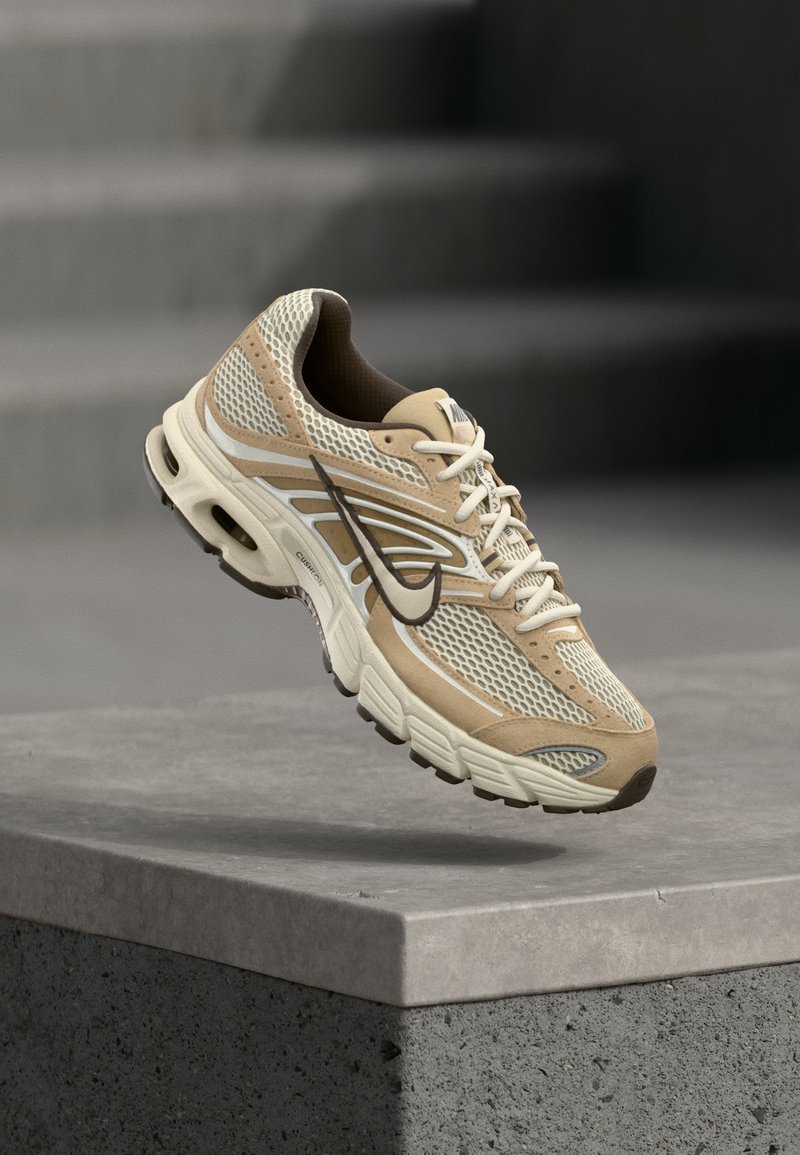 AIR MAX MOTO 2K 