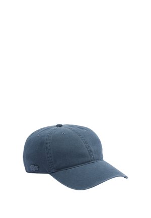 Gorra de béisbol de algodón azul con visera curvada, diseño de seis paneles y logo bordado en el lateral. Textura suave y estilo casual.