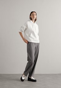 Emporio Armani TROUSERS - Παντελόνι - nero