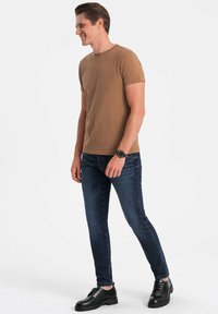 Ombre T-shirts basic - brown
