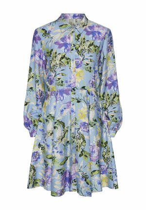 Blomsterskjorte kjole i lyseblåt stof med lilla, grønne og gule mønstre. Har knaplukning foran og gatheret talje med lange ærmer.