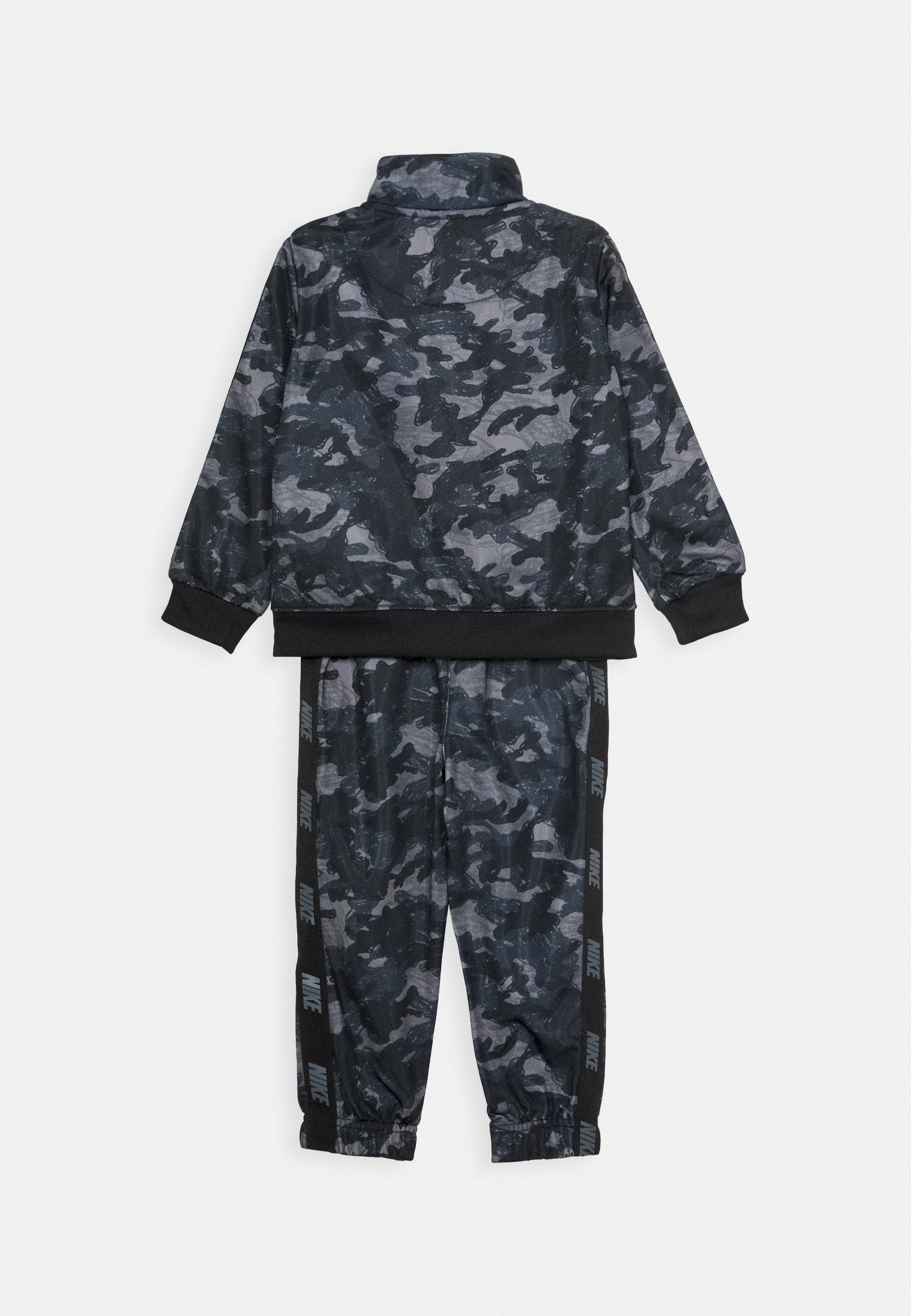 grey camo nike tracksuit