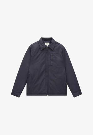 Mörkblå jacka, lättviktigt tyg, dragkedjestängning, spetsig krage, en bröstficka, två sidofickor, enkel design, långa ärmar.