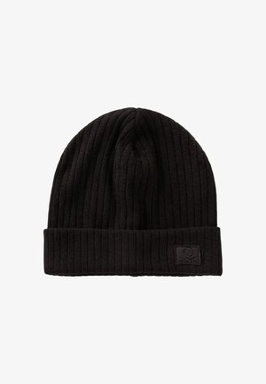 Gorro de punto negro con canalé y puño doblado, con un pequeño detalle de etiqueta de logo. Hecho de una suave tela texturizada para brindar calidez y comodidad.