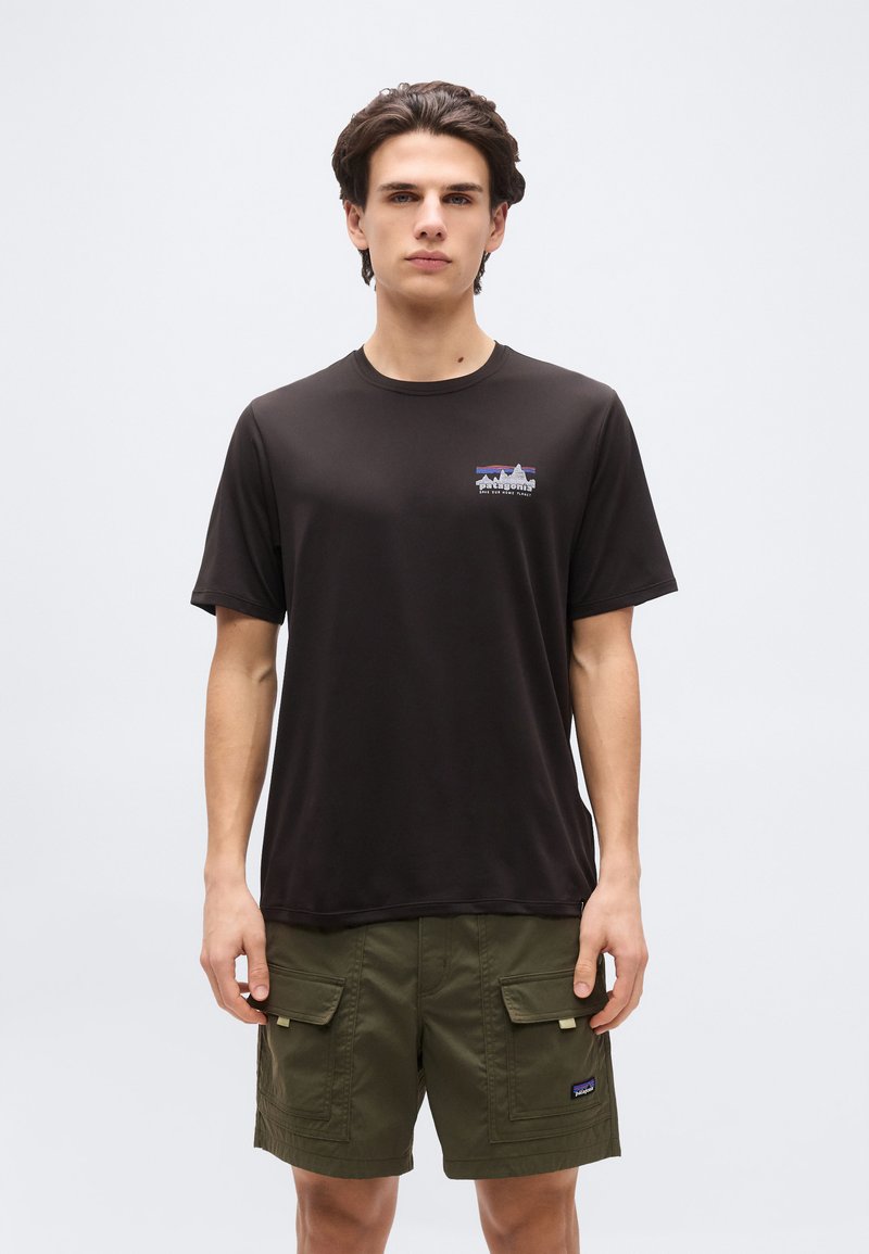 Patagonia DAILY '73 SKYLINE - Sportovní tričko - black