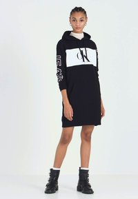 Calvin Klein Jeans BLOCKING STATEMENT LOGODRESS - Dnevna haljina - black