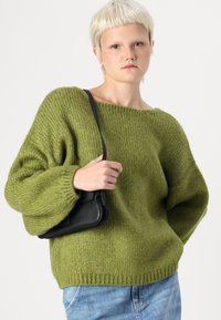 JDY JDYDINEA REVERSIBLE  - Svetr - fern