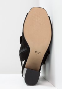 River Island Varrelliset sandaalit - black