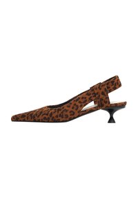 Leopard print slingback heel made of soft fabric, featuring a pointed toe and a unique black kitten heel with a triangular base.