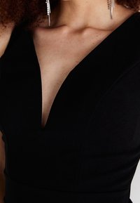 WAL G. Společenské šaty - black