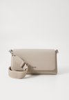 Borsa a tracolla - chateau