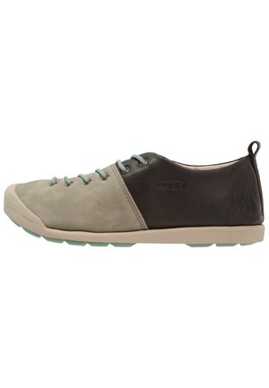 Zapatillas - beige