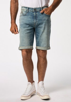 BERMUDA FLEXNAMIC BAUCHFIT 5-POCKET BIS - Short en jean - mattes jeansblau