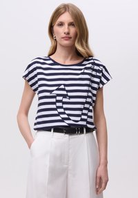 Greenpoint - T-shirt z nadrukiem