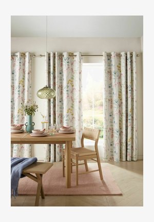 Next, REGULAR FIT - ISLA FLORAL PRINT BLACKOUT/THERMAL EYELET CURTAINS UNISEX - Forhæng - pastel multi pink