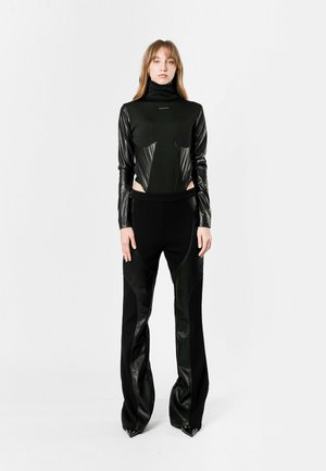 MW093050013 - Pantalones - black