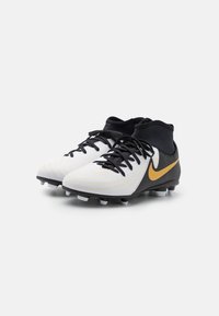 Nike Performance JR PHANTOM LUNA II CLUB FG/MG UNISEX - Kemény talajra készült futballcipő - white/black/metallic gold coin
