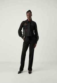 Vero Moda Tall VMEDA SHORT BOW SHIRT  - Camicetta - black