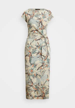 Blommönstrad klänning i krämfärgad, med korta ärmar, ett knyt vid midjan och en figursydd silhuett, med gröna och orange accenter.