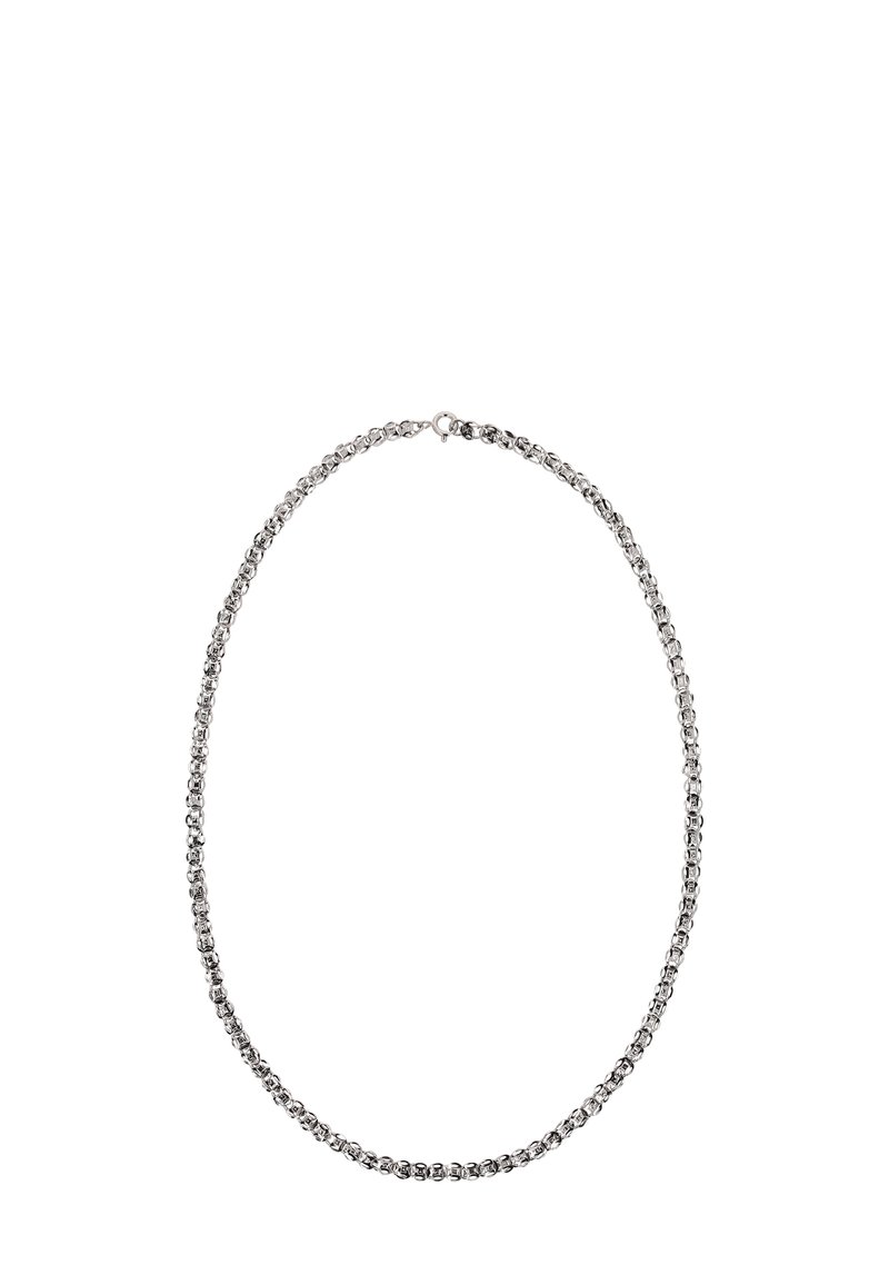 Silberne Kettenhalskette mit verknüpften ovalen und runden Formen, glatter Oberfläche, Verschluss und einheitlichem metallischen Glanz.