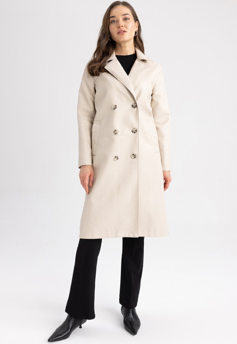 DeFacto Trenchcoat beige