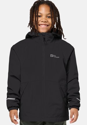 Schwarze wasserdichte Jacke mit Kapuze, Reißverschluss, elastischen Bündchen und reflektierenden Akzenten. Hergestellt aus leichtem Material mit glatter Textur.