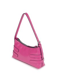 Ροζ δερμάτινη τσάντα ώμου με έναν ρυθμιζόμενο ιμάντα, ανω ζipper και διακοσμητικά οριζόντια ραμμένα λουράκια στις πλευρές.