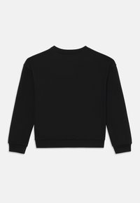 Black sweatshirt with long sleeves, round neckline, ribbed cuffs and hem. Smooth texture, no visible patterns or embellishments.