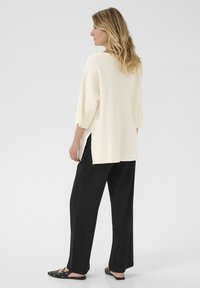 Cream SILLAR - Pullover - birch