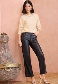 Love & Roses PETITE FIT COSY CREW NECK - Pulóver - camel