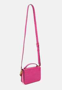 Guess Käsilaukku - pink