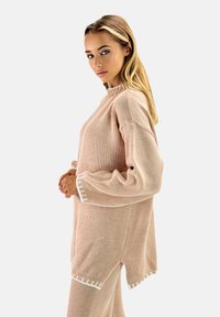 Elara SET - Trui - rosa