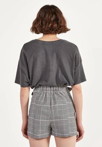 Bershka Shorts - light grey