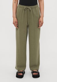 ONLY Petite ONLSIESTA PULL UP  - Bukse - deep lichen green