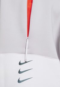 Nike Performance Sweatshirt - grey