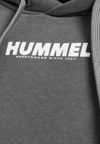 Hummel LEGACY - Kapuzenpullover - blackened pearl