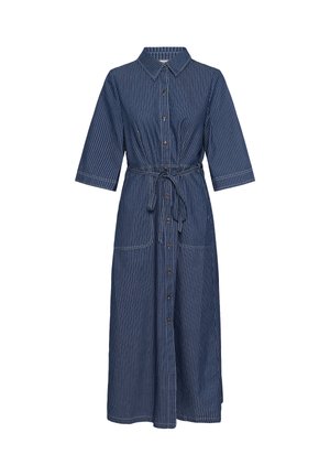 Robe en denim avec col, manches courtes, rayures blanches verticales, boutons sur le devant et taille nouée, dotée de deux poches à l'avant.