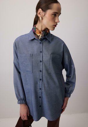 Button-down blouse - lacivert