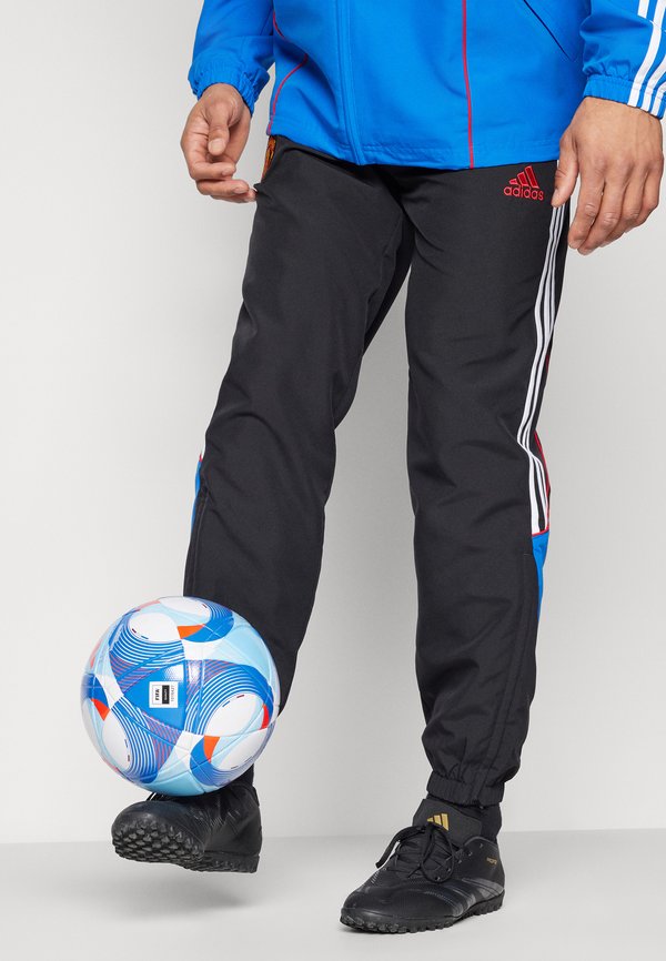 MANCHESTER UNITED PANTS - Club wear3