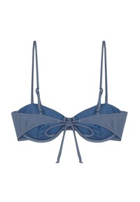 Top de bikini azul con textura suave, tirantes ajustables, soporte con aros y un cierre de lazo en el centro. Presenta un diseño de corte único.