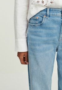 Next Laisvo kirpimo džinsai - bleach denim