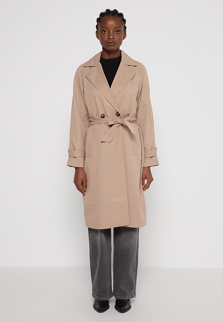 Vero Moda Gabardina tierra