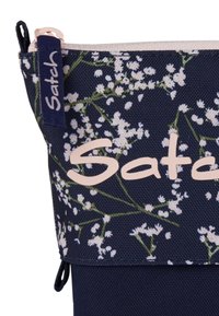 Satch SLIDER - Pencil case - bloomy breeze