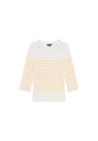 Witte lange mouw top met gele horizontale strepen, met decoratieve hardware op de schouder. Zachte textuur, casual ontwerp.