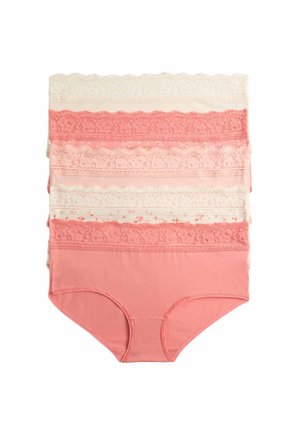 Stak af fem kvinders bomuldstrusser i nuancer af pink og creme, hver med en blonderkant med blomster mønstre.