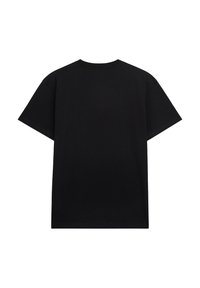 Melnas kokvilnas t-krekls ar brīvu piegriezumu, īsām piedurknēm, apaļu dekoltē un bez redzamas zīmola vai rakstiem uz muguras.