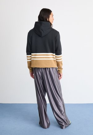 Rankning 4: adidas Originals - Träningsbyxor