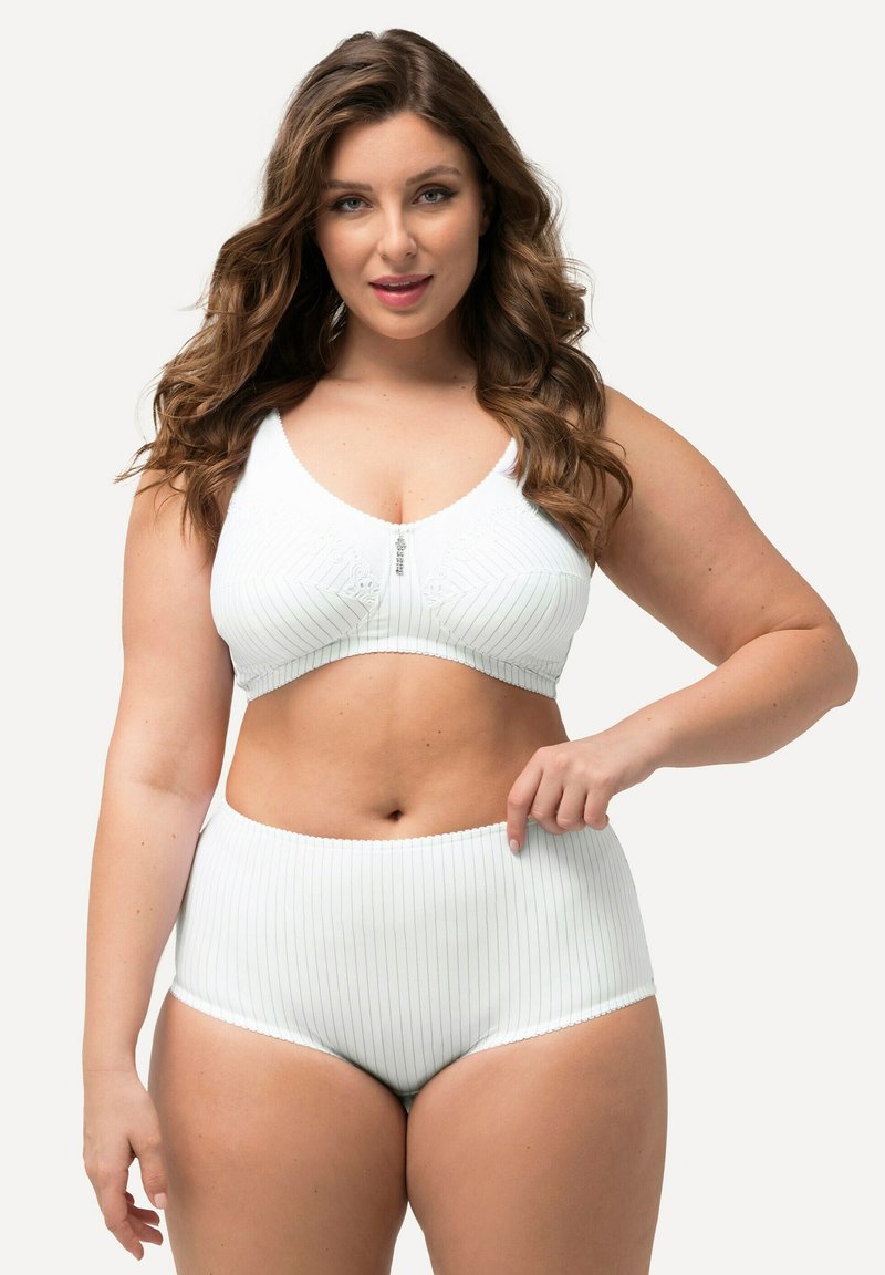Wit gestreepte beha met kantaccenten en bijpassende hoge taille slip. Zacht materiaal, naadloze randen, met een decoratieve knop in het midden.