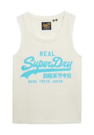 Weißes Baumwoll-Top mit blauem Grafikdruck, der den Text "REAL SuperDry" und japanische Zeichen zeigt, runder Ausschnitt und ärmelloses Design.